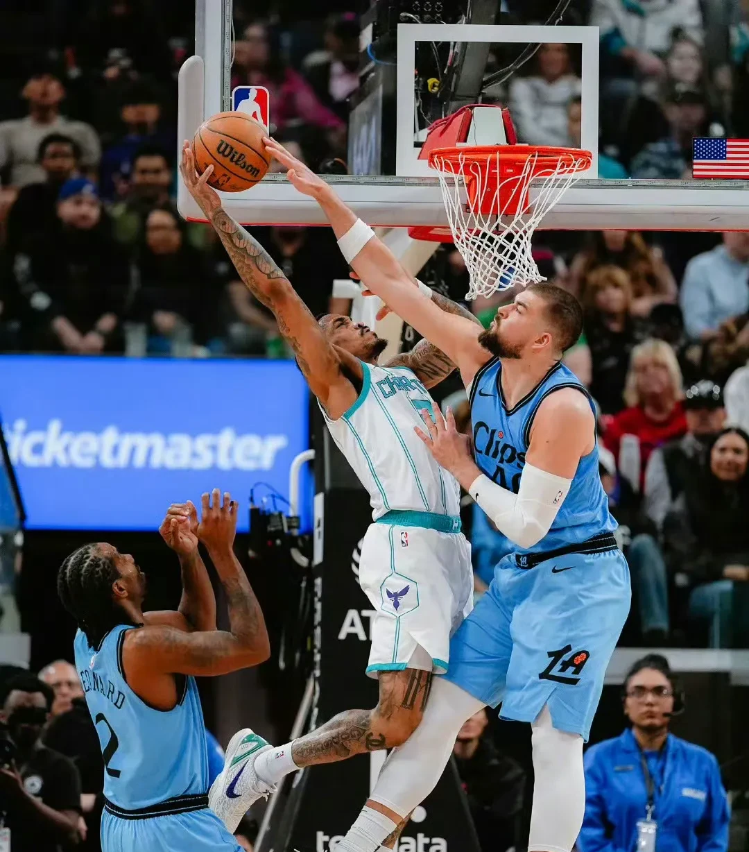 哈雷尔快船下一份合同